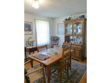 Dining Room. DINING ROOM FLOWS RIGHT...