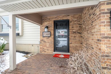 7368 Pickway Dr, Cincinnati, OH 45233 - photo 3