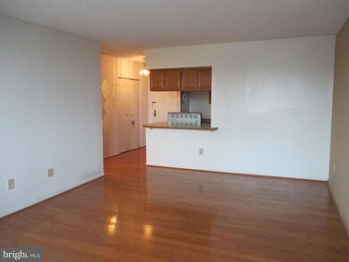 Place One Condominium unit 413, Alexandria, VA 22304 - photo 5