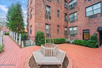 25 W Elm St unit 40, Greenwich, CT 06830 - photo 3