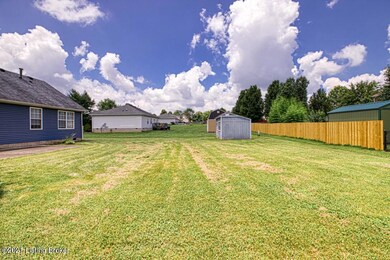 658 Helmwood Cir, Mount Washington, KY 40047 - photo 5