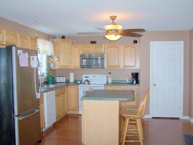 Large kitchen with plenty of kitchen...