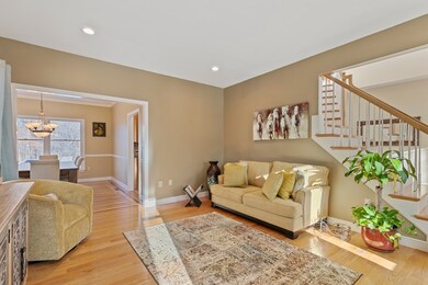 781 Lincoln St, Waltham, MA 02451 - photo 2