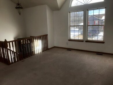 207 S Darrowby Dr, Raymore, MO 64083 - photo 3