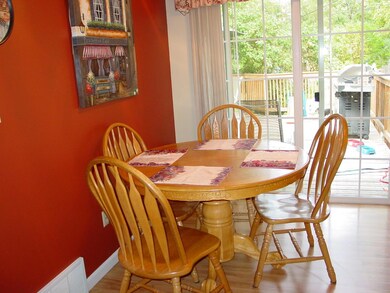 1439 S 16th St, Grand Forks, ND 58201 - photo 3