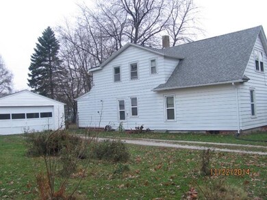 817 Park St, La Porte, IN 46350 - photo 2