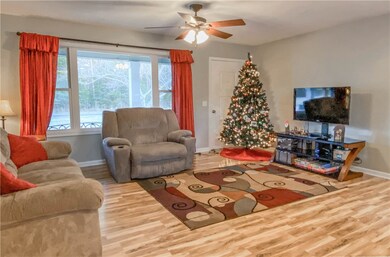 720 Pickett Post Rd, Walhalla, SC 29691 - photo 7