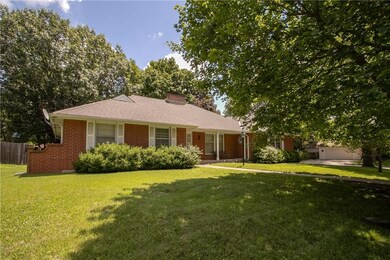 800 NW 10th St, Blue Springs, MO 64015 - photo 2