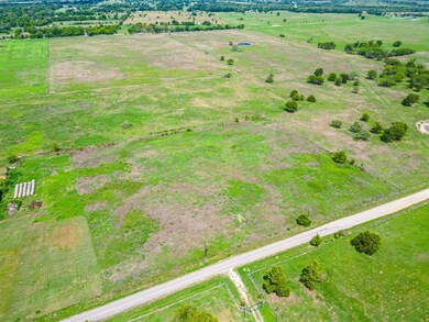 3084 SW County Road 0010, Corsicana, TX 75110 - photo 7