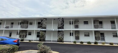 3900 Roxane Blvd unit 10B, Sarasota, FL 34235 - photo 2