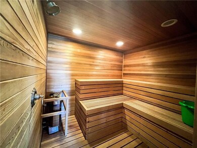 8236 E Twin Oaks Dr, Effingham, IL 62401 - photo 7