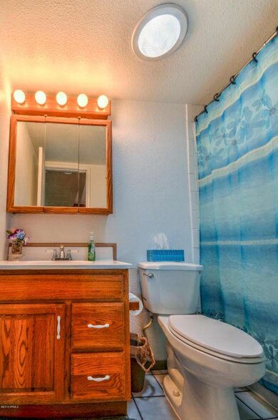 2nd Bathroom 2