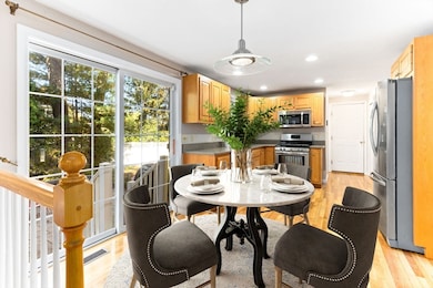 27 Killarney Way, Attleboro, MA 02703 - photo 5