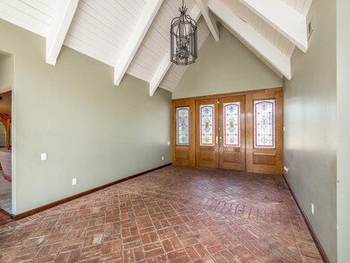 2185 W. Birch Ave-16