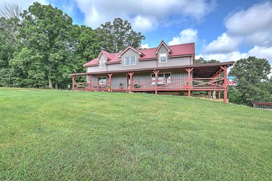 1735 Old Kentucky-6