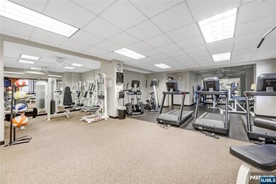 World Plaza North unit 3D, Hackensack, NJ 07601 - photo 7