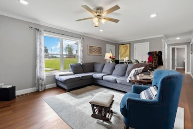 81 Grand Crossing Ct, Somerset, KY 42503 - photo 3