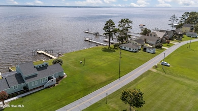 1741 Bayview Rd, Bath, NC 27808 - photo 2