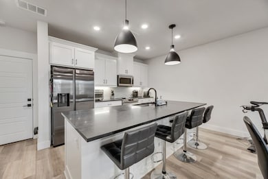 2610 La Cala Dr, Grand Prairie, TX 75054 - photo 6