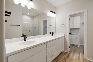 1410 E Silos Ave, Edinburg, TX 78542 - photo 6