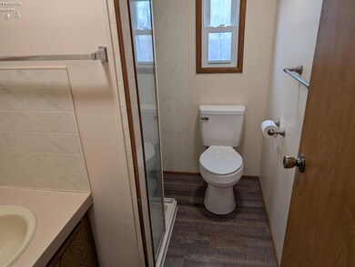 111 Flat Rock Rd unit 34, Bellevue, OH 44811 - photo 5