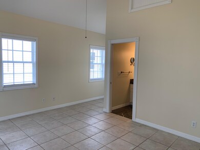 Master Bedroom2