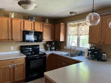 401 W Center St unit F2, West Bridgewater, MA 02379 - photo 6