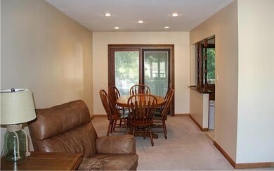 615 E 16th St N, Newton, IA 50208 - photo 4