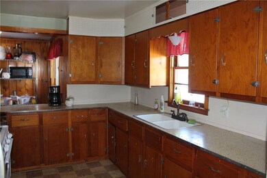 222 13th St NE, Menomonie, WI 54751 - photo 7