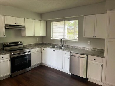 8588 Creekwood Way, Jonesboro, GA 30238 - photo 5