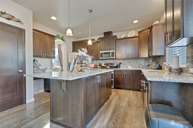 513 Carrier Ave SW, Orting, WA 98360 - photo 3