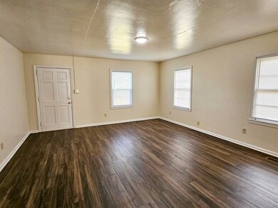 1918 W Broad Ave, Albany, GA 31707 - photo 3