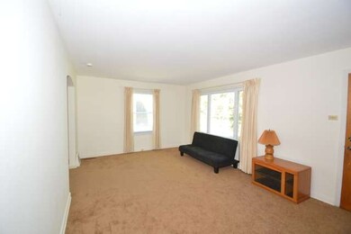 1332 Portsmouth Ave, Westchester, IL 60154 - photo 5