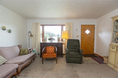 18714 Janet Dr, South Bend, IN 46637 - photo 4