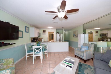 Gulfview 102 - Living 3