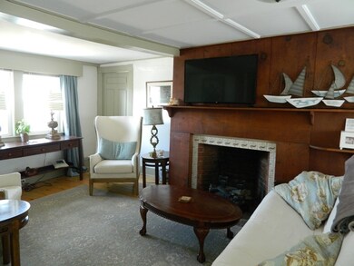 284 Washington St unit 3, Marblehead, MA 01945 - photo 6