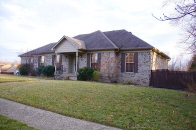 7306 Jonathan Way, Louisville, KY 40228 - photo 3