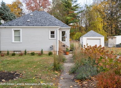 1620 Comfort St, Lansing, MI 48915 - photo 5