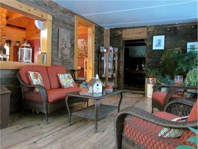 Den/Family/Great Room.
