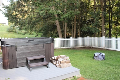 11 Red Gate Ln, Meredith, NH 03253 - photo 4