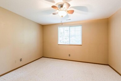 3509 E Ave NW unit A, Cedar Rapids, IA 52405 - photo 7