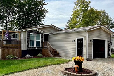 2644 E Skinner Lake Dr N, Albion, IN 46701 - photo 3