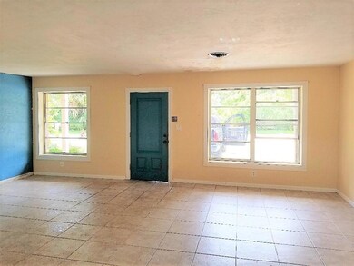 Living Area (2)