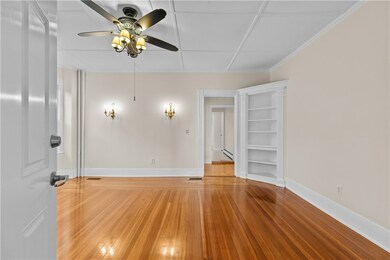 11 Dresser St unit 1, Newport, RI 02840 - photo 7