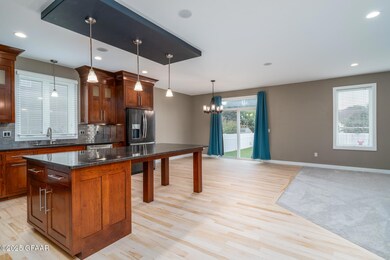 2193 43rd Ave S, Grand Forks, ND 58201 - photo 4