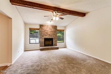 5335 Clarendon Rd, Jacksonville, FL 32205 - photo 5