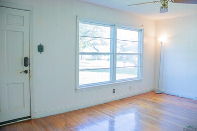 626 Layton St, Kilgore, TX 75662 - photo 5