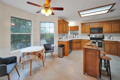 205 Camelot Dr, Weatherford, TX 76086 - photo 5