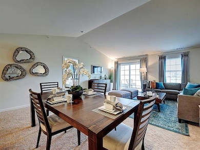 4233 Pond Willow Rd, Naperville, IL 60564 - photo 6