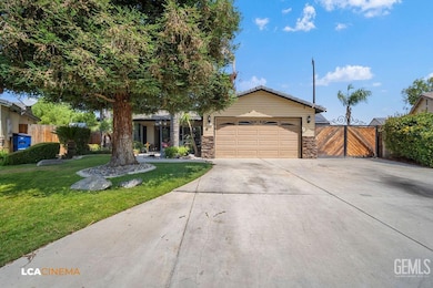 7314 Glenn Miller Ct, Bakersfield, CA 93312 - photo 2